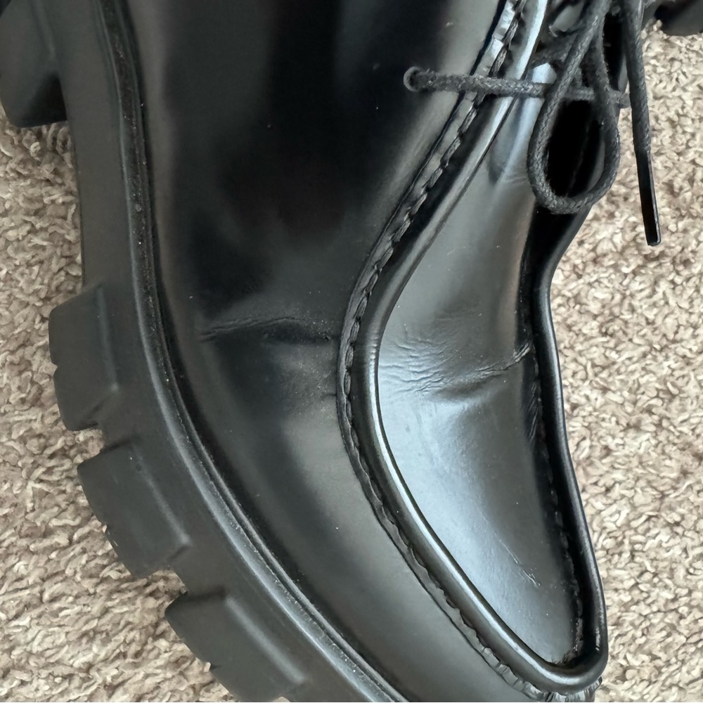 Prada Black Leather Oxfords with Polished Finish - Picture 12 of 13